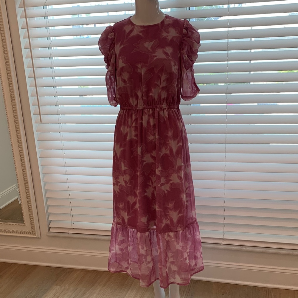 Floral Ruffle Sleeve Midi Dress in Mauve Pink